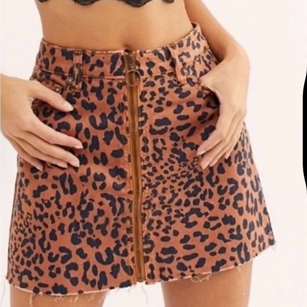 We The Free Free People Leopard Print A-Line Mini Skirt size 24